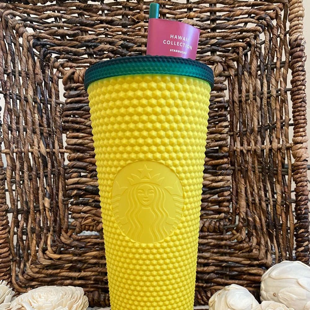 STARBUCKS 2020 HAWAII EXCLUSIVE COLLECTION 24oz Pineapple Tumbler NEVER USED!